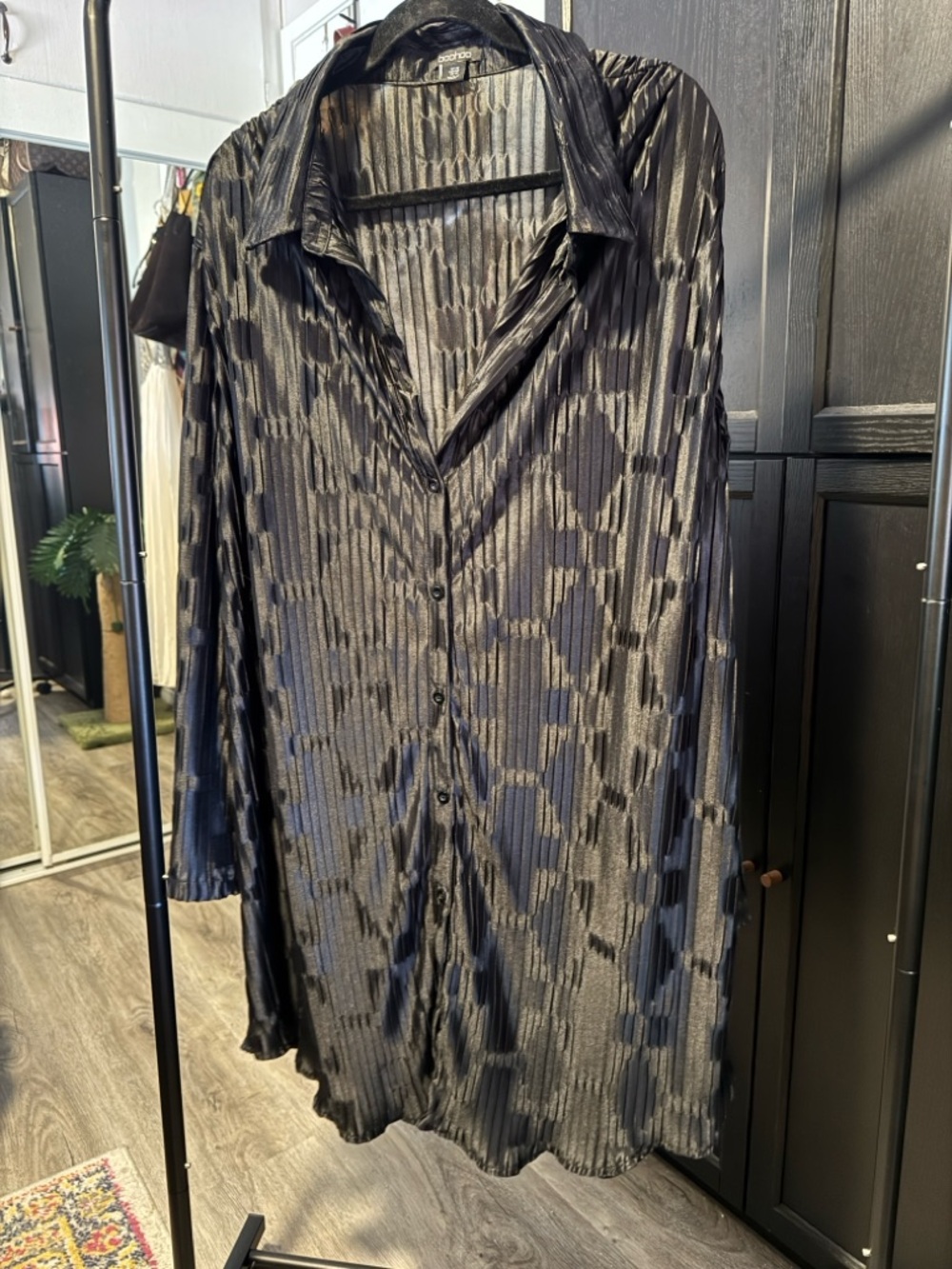 boohoo Black Textured Satin Button-Up Shirt Dress